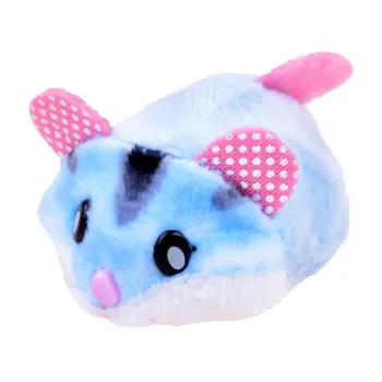 chomik jako kelner przy stoliku w lodziarni