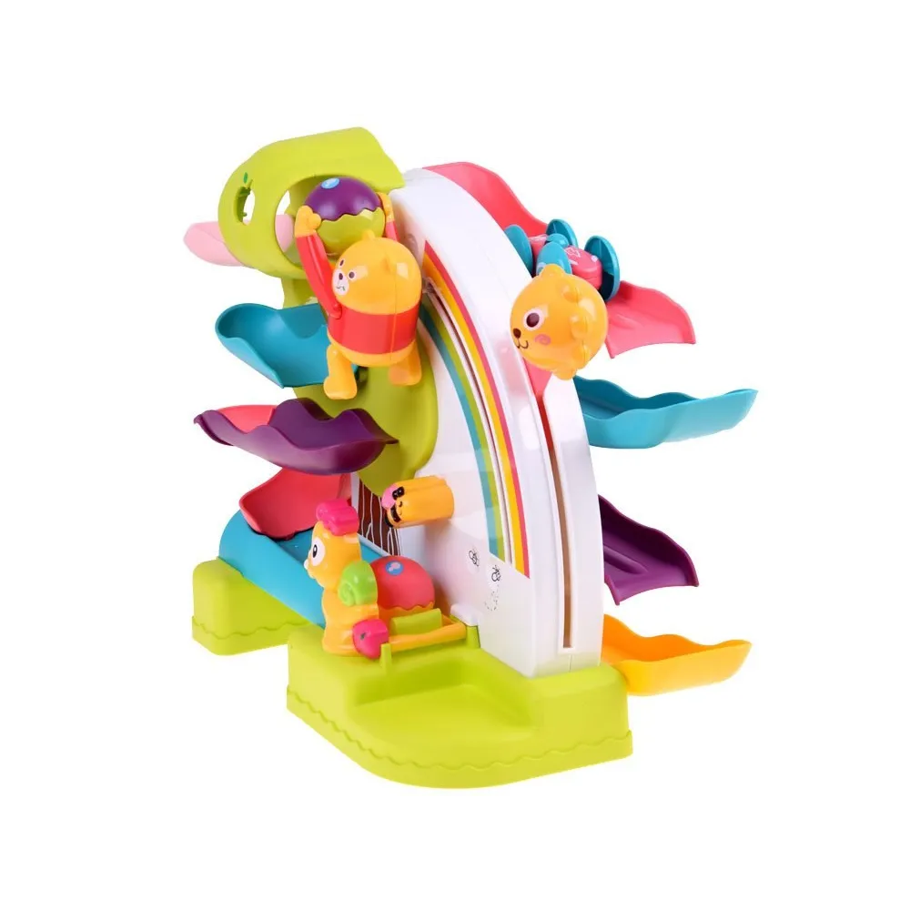 cztery poziomy zabawki z widoczną trasą dla autka