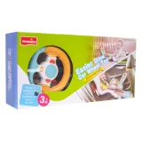 opakowanie z zabawką interaktywną do montażu na siedzeniu