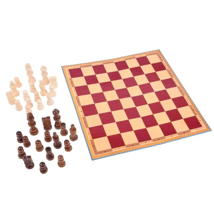 zbliżenie na drewniane piony na planszy szachowej