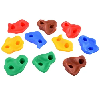 kolorowe uchwyty do ścianki wspinaczkowej pod różnym kątem