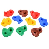 kolorowe uchwyty do ścianki wspinaczkowej pod różnym kątem