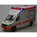 karetka na tle dzieci podczas kreatywnej zabawy ratunkowej