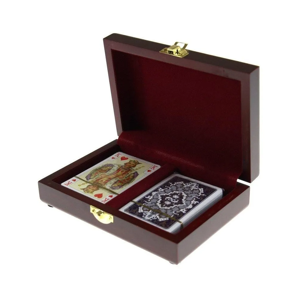 karty lux piatnik w drewnianym pudełku z bordowym wnętrzem