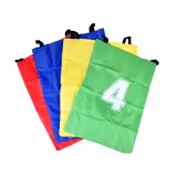 zbliżenie na worki do skakania z zestawu kinderparty