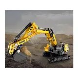 Zbudowana koparka na placu budowy podczas zabawy konstrukcyjnej