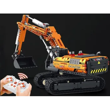 Zestaw klocków konstrukcyjnych ze wszystkimi akcesoriami na stole