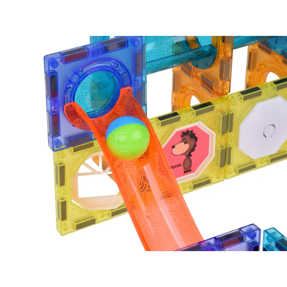 Podświetlana kopuła i kolorowe elementy klocków z serii 3D