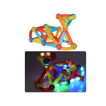 budowla z klocków 3d o różnych barwach i kształtach