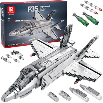 techniczny model F-35 Lightning II z 1600 elementów widok z boku