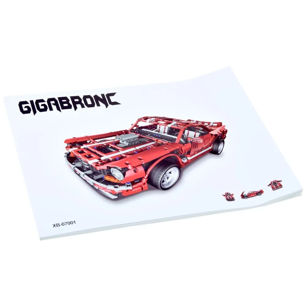 opakowanie prezentowe zawierające zestaw klocków technicznych