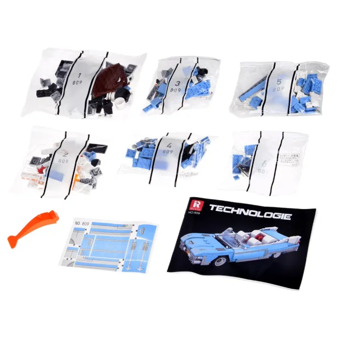 Gotowy kabriolet jako ozdoba kolekcjonerska na półce