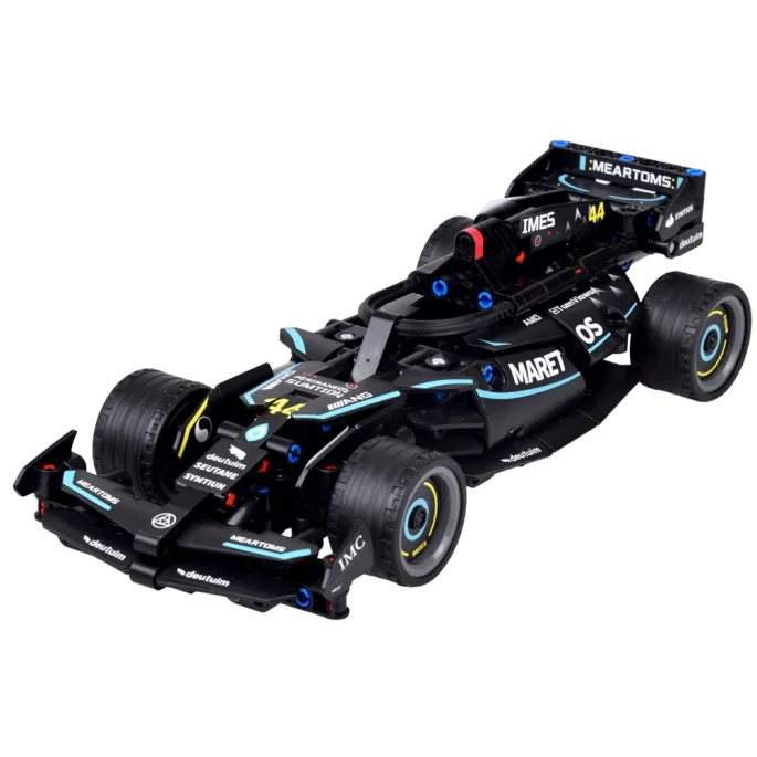 Klocki techniczne – detale konstrukcyjne bolidu F1 z bliska