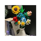 kompletny bukiet jako kolorowa ozdoba półki lub pokoju