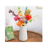 przykładowa aranżacja gotowej konstrukcji klockowego bukietu