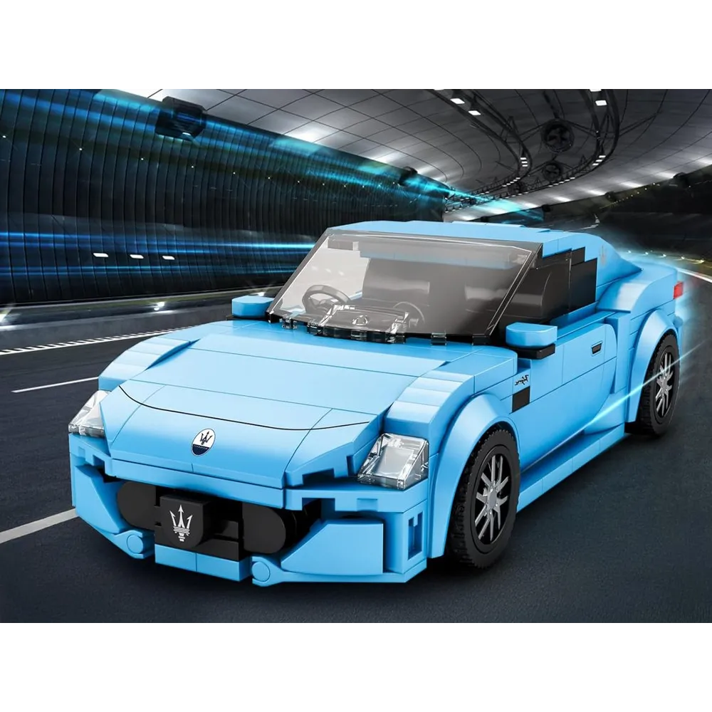 Model Maserati Gran Turismo z widocznymi realistycznymi detalami