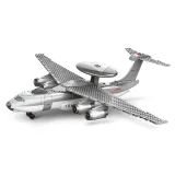 biało-szary samolot z rozłożonymi skrzydłami zbudowany z klocków