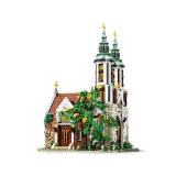 Zbliżenie na złote krzyże i ołtarz wewnątrz modelu