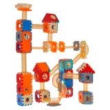 Kolorowe piłeczki zestawu gotowe do umieszczenia na torze