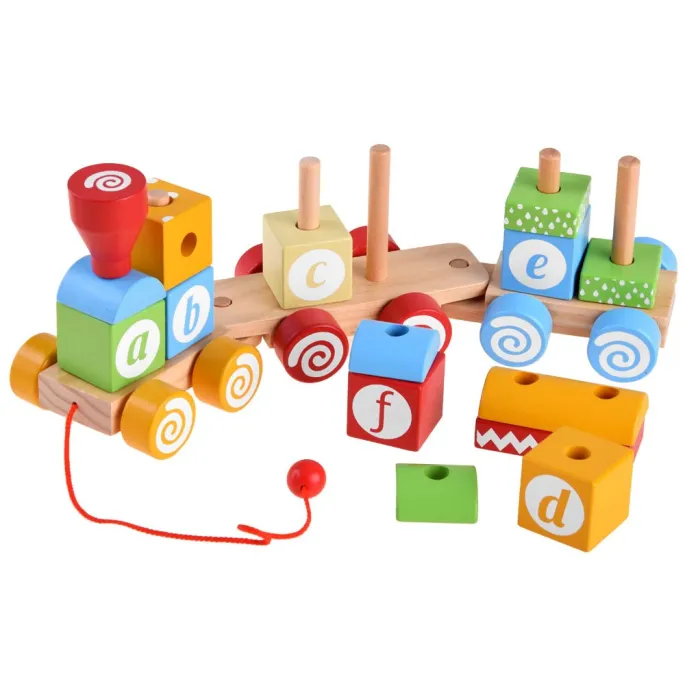 zestaw kolorowych klocków z literkami wyjętych z wagoników