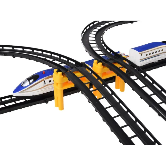 Układ torów z zakrętami, prostymi odcinkami i podjazdami