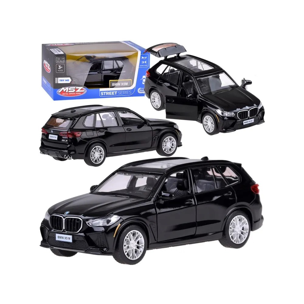 metalowy model bmw x5m w czarnym kolorze na białym tle