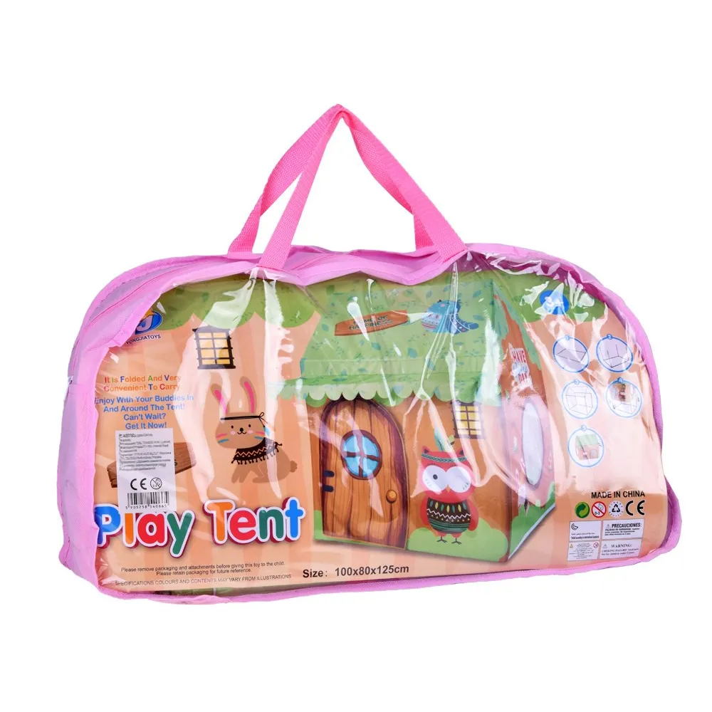 Kolorowe wzory materiału namiotu leśni przyjaciele z bliska