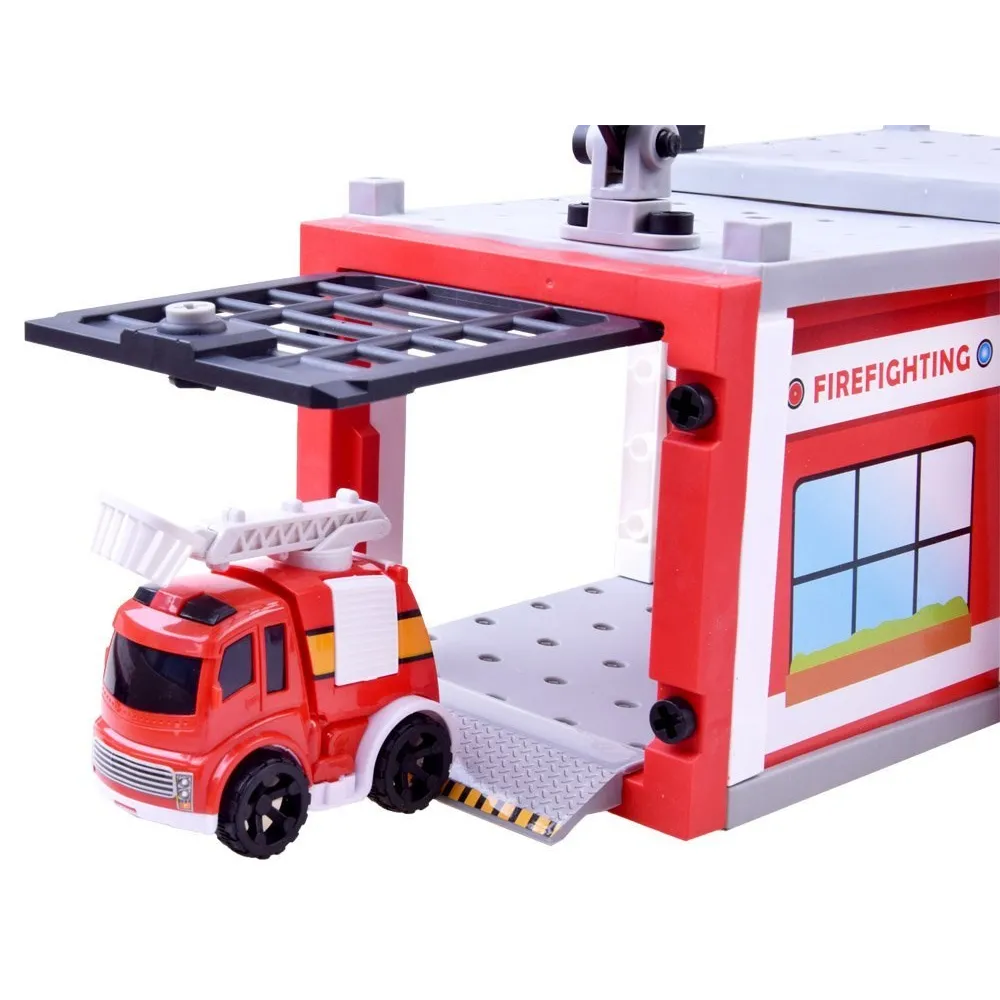 Elementy zestawu: śrubokręt, znaki drogowe i klocki