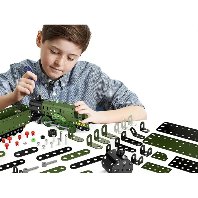 wagon z kompletu konstrukcyjnego parowozu