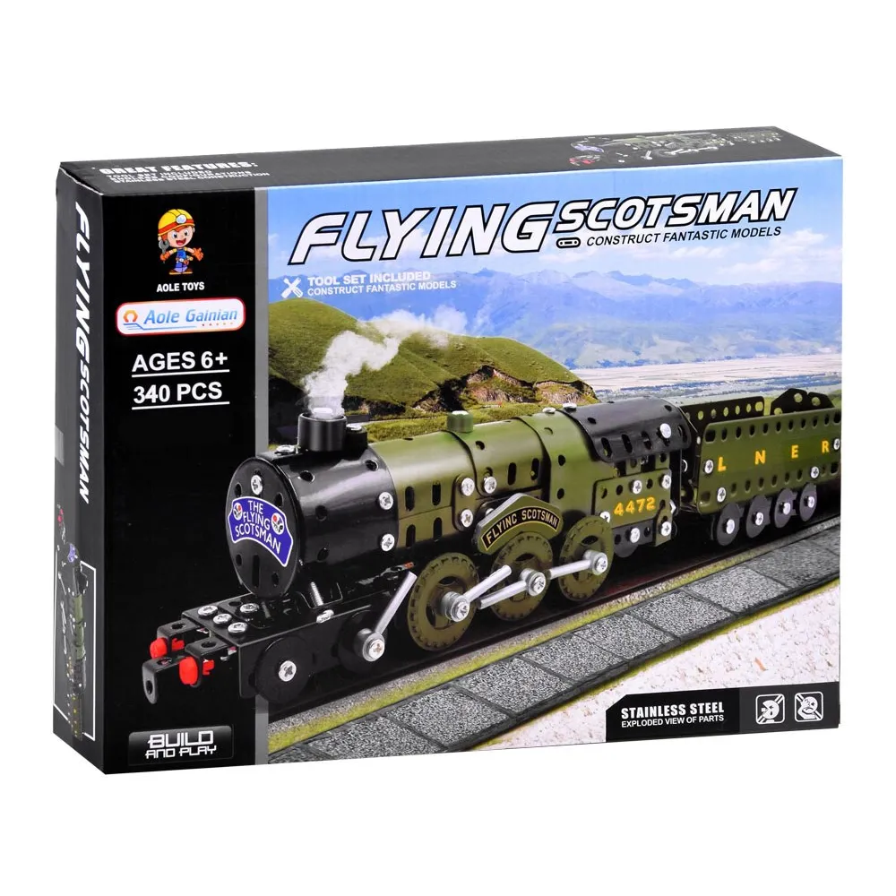 ozdobny model parowozu z wagonem na półce