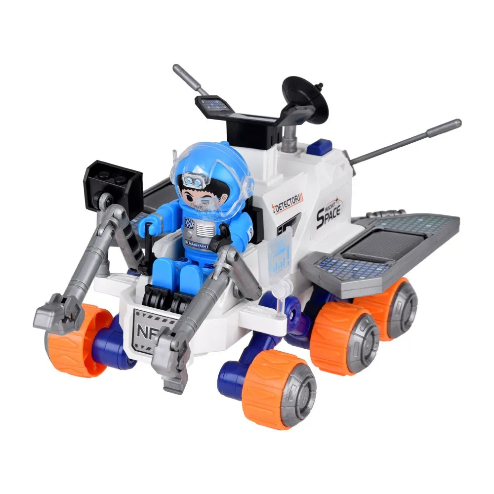 konstrukcja łazika z kolorowymi detalami boków i kół