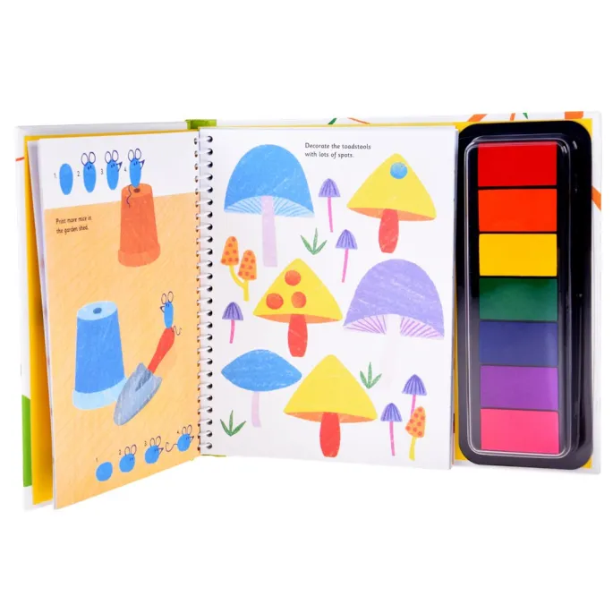 widoczne gąbeczki z farbą w siedmiu kolorach