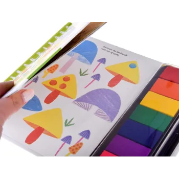 twarda oprawa książeczki z ogrodowym motywem