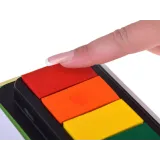 strona z instrukcjami oraz farbą do odbijania palców