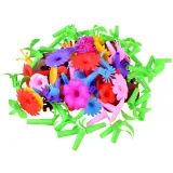 zbliżenie na kolorowe elementy kwiatowe klocków