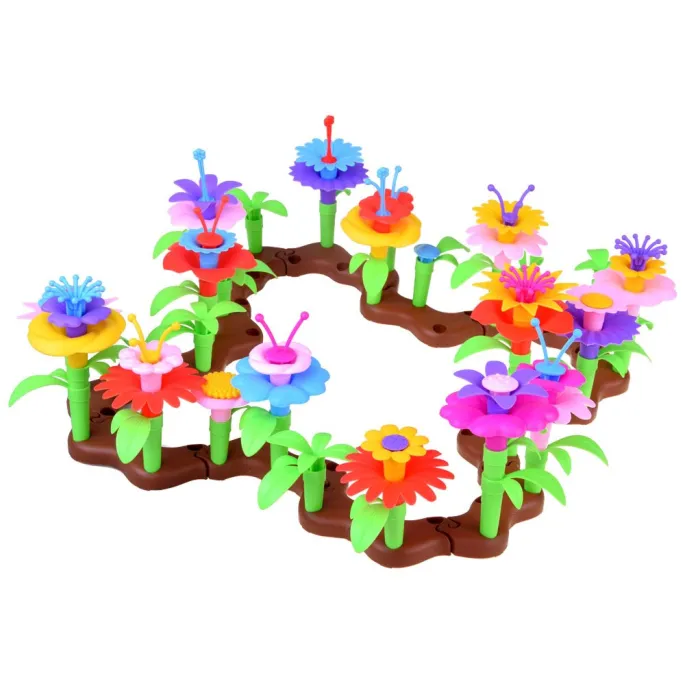 kompozycja kwiatowa ułożona z zestawu klocków