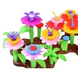 zestaw klocków rozłożonych przed rozpoczęciem zabawy