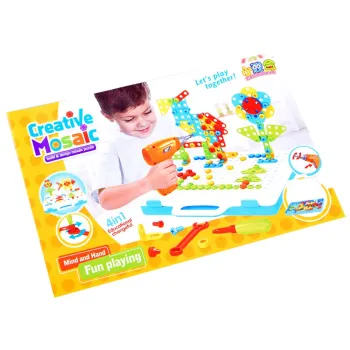 akcesoria: wkrętarka z wymiennymi końcówkami, śrubokręt i klucz oczko