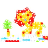 widok wszystkich elementów zestawu rozłożonych na powierzchni