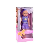 widoczne różowe baletki na stopach lalki