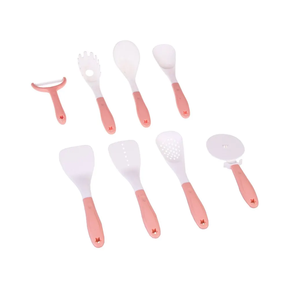 patelnia z plastikowym jajkiem sadzonym na kuchence zabawkowej