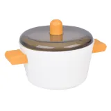 garnki patelnia i sztućce w zestawie kuchennym dla dzieci