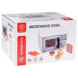 widok kompaktowej kuchenki na stole dziecięcym