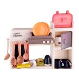 detal garnków i naczyń do zabawy w gotowanie