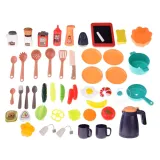 zestaw kuchenny 49 elementów, akcesoria rozłożone obok kuchni