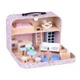 Dwupoziomowe wnętrze domku z pastelową sypialnią i salonem