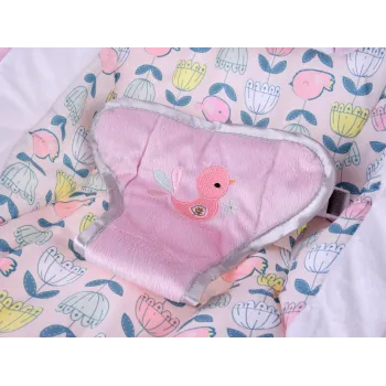 regulowane pasy bezpieczeństwa w siedzisku bujaczka