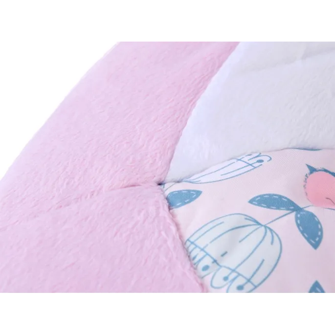 praktyczne rozmiary leżaczka umożliwiające łatwe przenoszenie