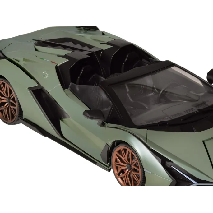 zbliżenie na przednią część modelu Lamborghini Sián z widocznym znaczkiem