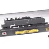 Prezentacja kolekcjonerskiej lokomotywy w przezroczystym opakowaniu